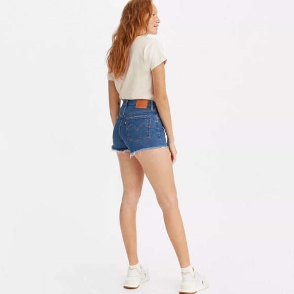 Levi’s 501® HIGH RISE BUTTON FLY WOMEN'S SHORTS - Picture 2 of 4